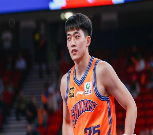 CBA自由球员名单更新：新增万孟霖等4人，删减孟子凯等4人