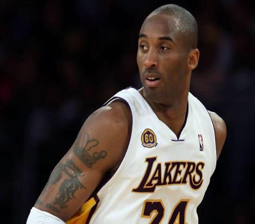 NBA单场三分前五都有谁库里利拉德13记，榜首8年没被破