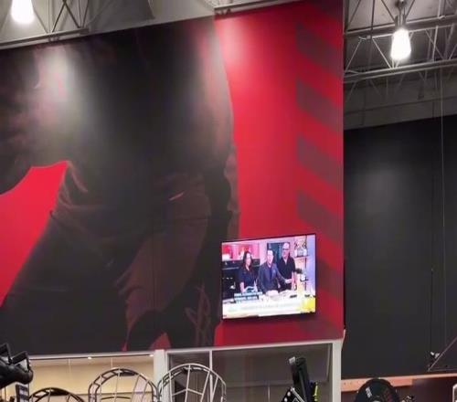 火箭官方晒训练视频：谢泼德造型略潦草申京小贾在列