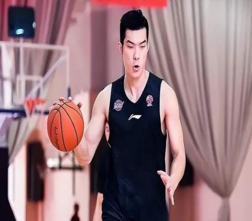 3状元+1榜眼联手！山东男篮凑齐CBA学霸阵容，邱彪能率队夺冠吗