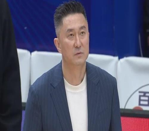 杜锋离任主教练，一个时代结束了