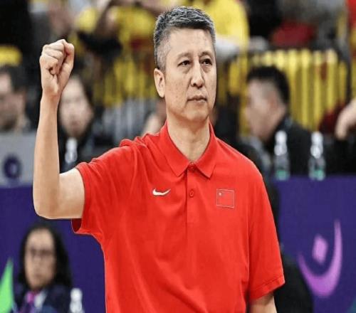 多名主力缺阵卡塔尔以练兵姿态对中国男篮，郭士强迎来生死保底局
