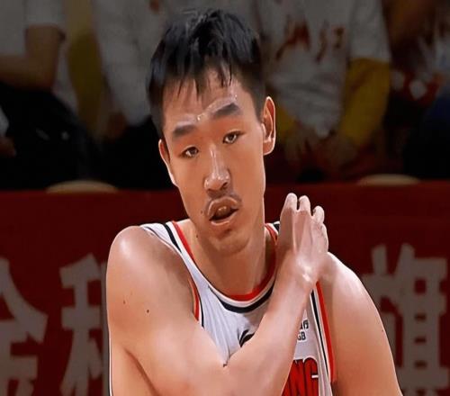 广东男篮三旧将现状：刘晓宇敲定下家，31岁神射手无人问津