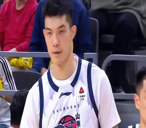 山东男篮10894击败吉林，王证轰31分四人上双，四年长约拿下王岚嵚，就等小外援到位冲新赛季