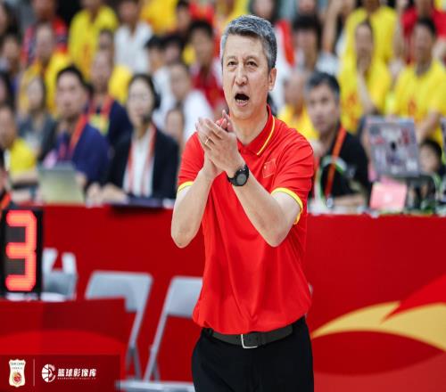 中国男篮83比57轻取卡塔尔，媒体人：第二阶段六场全胜也不是不可能