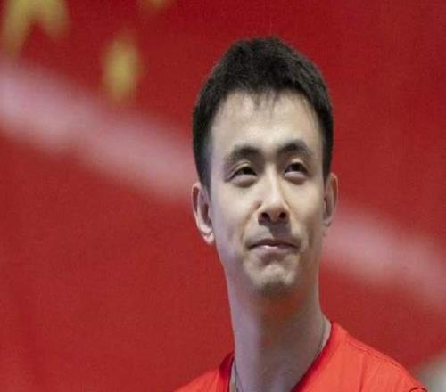 叫人心疼！赵继伟10分钟0出手，最新伤情揪心，郭士强放过他吧