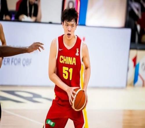 26分大胜后男篮连夜回国，下一场硬刚小组第1，郭士强遭遇新难题