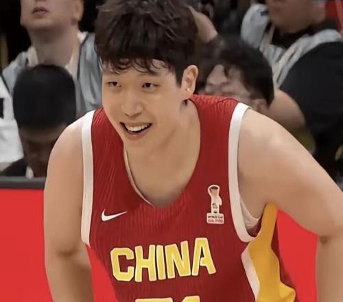 杨瀚森15分中国男篮轻取卡塔尔，内线才是中国篮球的基本盘