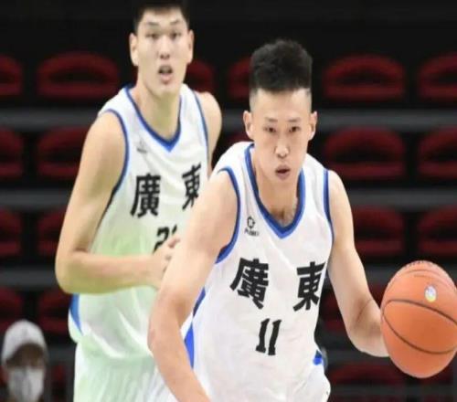 官宣！周鹏回归宏远