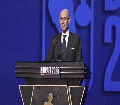 NBA扩军费目标70亿至100亿美元拉斯维加斯预计接近90亿