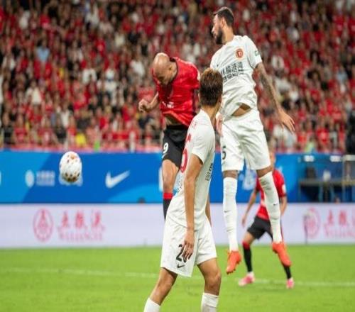 中超冠军点到手！成都蓉城21辽宁铁人