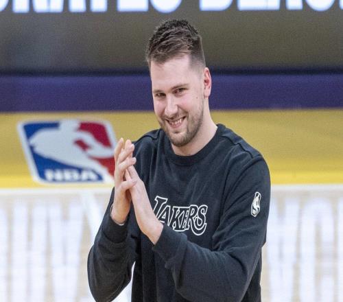 东契奇在斯洛文尼亚训练中明显变瘦，ESPN内部人士：他的状态“有机会变得相当可怕”