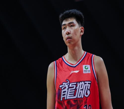 广东男篮新增注册4人：徐昕仍是租借至广州黄明依续约3年B类