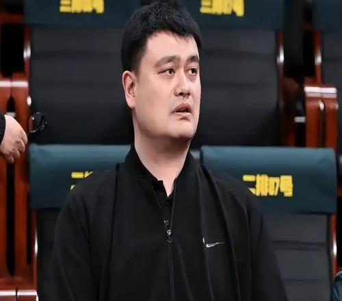 输了33分炸出诸多阴谋论，中国女篮遇挫，姚明早就看透这现实