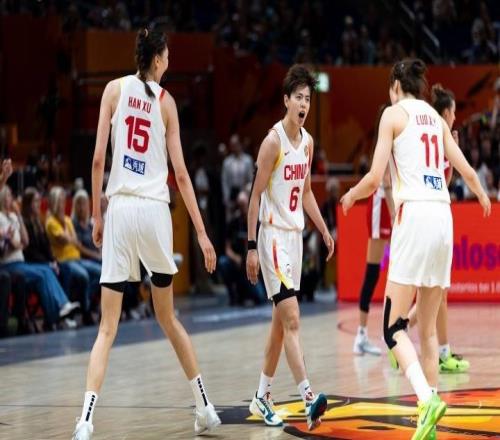 半场篮板20比10，中国女篮靠这个领先意大利19分