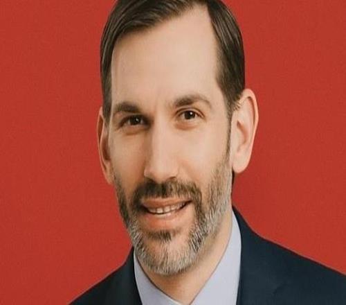 老鹰管理层换血：前ESPN记者空降，一人升执行副总裁