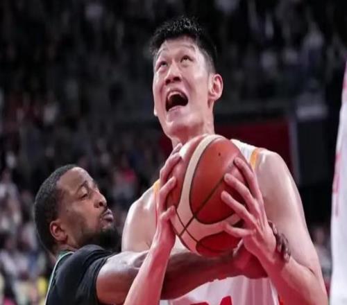 与日本队半决赛，中国男篮需要继续发挥内线优势+后场保持攻击力