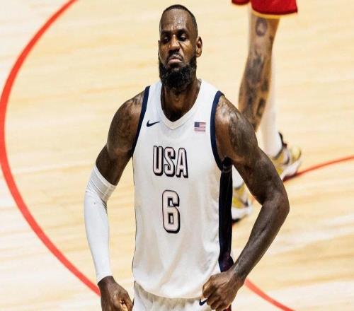 詹姆斯1500万代言接近薪水四倍，NBA名记警告工资帽漏洞
