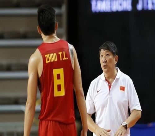杨毅：中国男篮参加亚运会不能派二队或青年队打必须要全力争冠