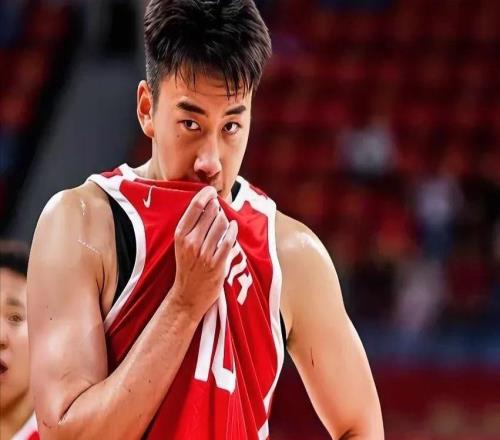 亚运会中国男篮对阵日本，传来4好消息和2坏消息，男篮赢球有戏