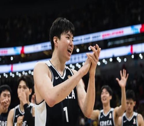 亚运会男篮半决赛对阵：中国男篮vs东道主日本韩国vs伊朗