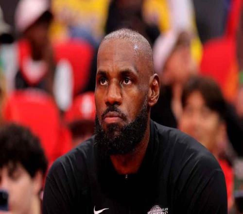 NBA内部人士：勒布朗詹姆斯带领的76人队，纸面上看起来很棒