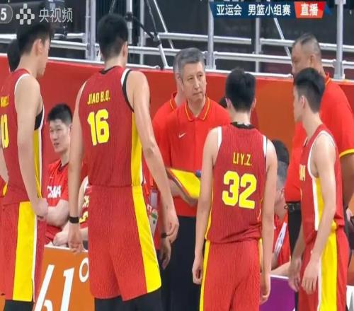中国男篮无缘奖牌，郭士强创耻辱纪录后又被打脸，赛后甩锅年轻球员，下课进入倒计时！
