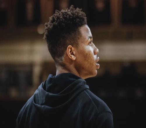 没球打了！28岁的富尔茨，能否重返NBA