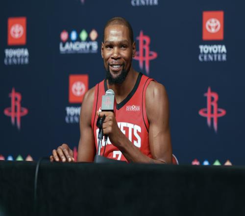 NBA官宣媒体日安排：火箭明日凌晨率先开启76人定于9月28日