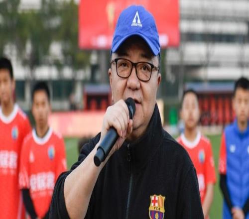 中国男篮战绩不断刷新下限，董路“一树无两果”论正慢慢应验