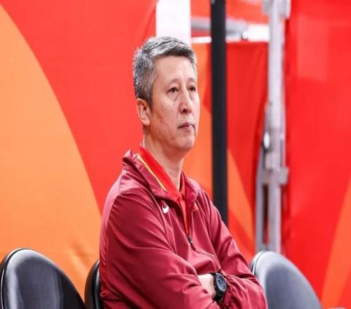 备战男篮世预赛第五窗口，召回5人+淘汰5人，晋级希望或大幅提升