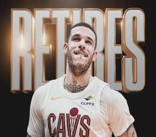 球哥回应！拒绝退役！他想打回NBA