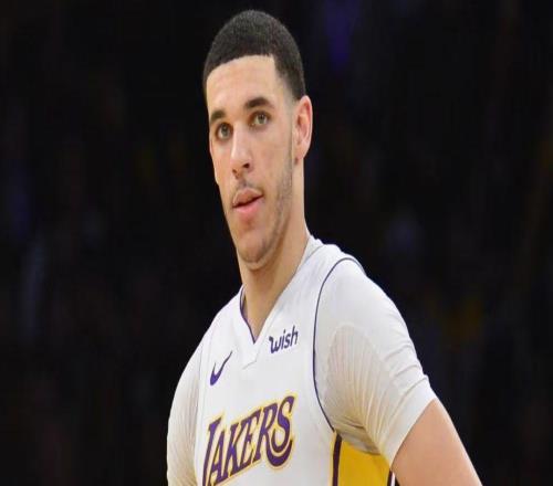 28岁球哥因严重膝伤告别NBA本人回应退役传闻：还在等球队电话