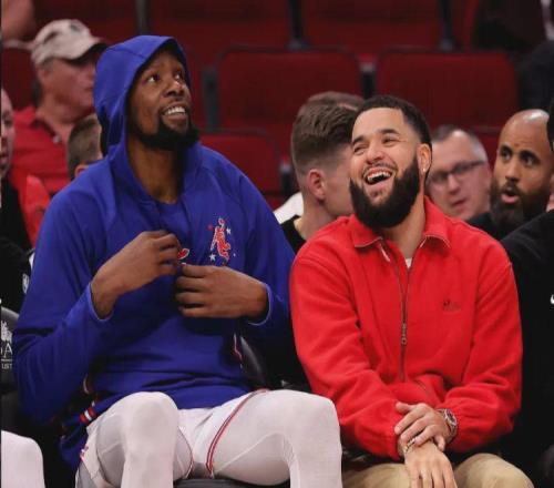 韧带撕裂！宣布复出！NBA总冠军后卫回来了