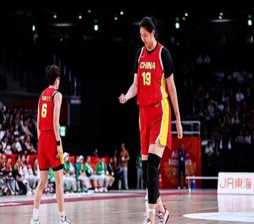 数据独一档！张子宇本届亚运场均19.3分6.3板命中率高达83.7%