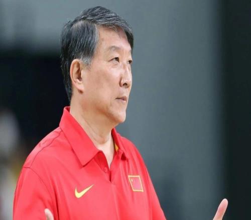 中国女篮大爆冷！无缘决赛后，宫鲁鸣的一番话，和郭士强有得一拼