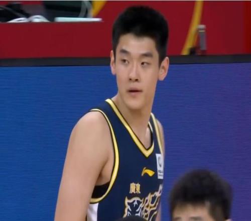 CBA开始体测，广东队4人免测胡明轩、崔永熙都在度假