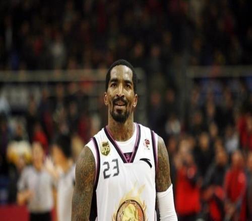JR：停摆那年签了一支中国球队给我很大笔钱但NBA复赛我却走不了