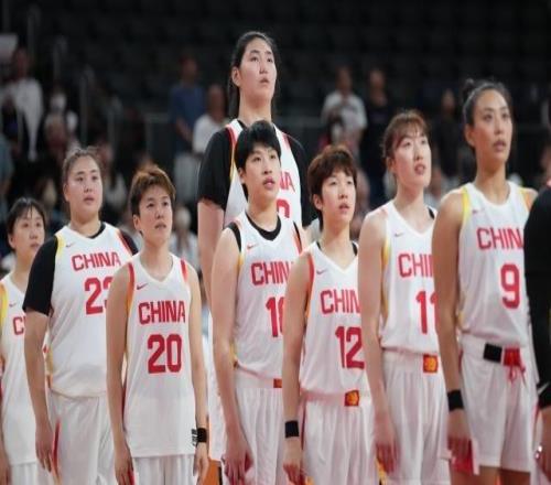 【观察】外线羸弱成大坑！中国女篮困在旧格局里