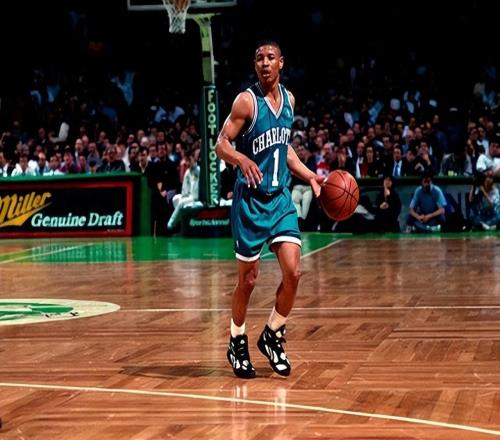 小个子大能量！身高仅1.6米，他却在NBA驰骋14年，巅峰10+10助攻