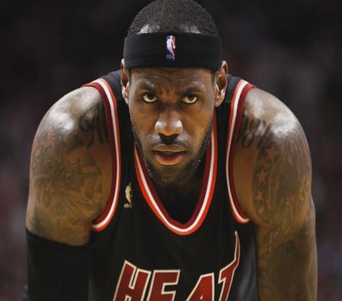 2MVP+2FMVP！詹姆斯热火球衣，值得退役吗