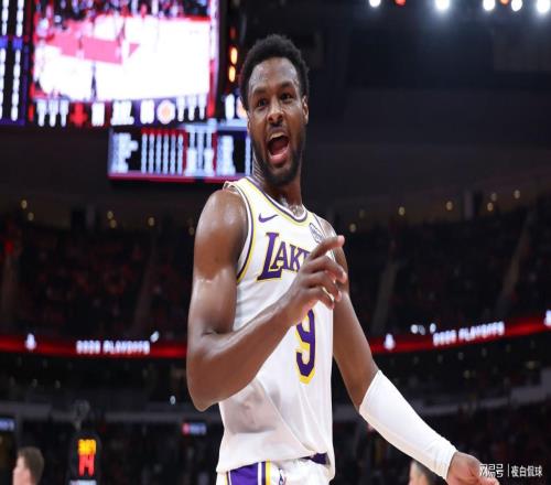 NBA新赛季开打之前，布朗尼詹姆斯安全，不在湖人裁员名单之内