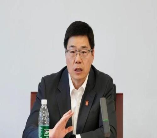 杨毅：郭振明此前从没干过篮球对篮球规律和圈内人的认知有限