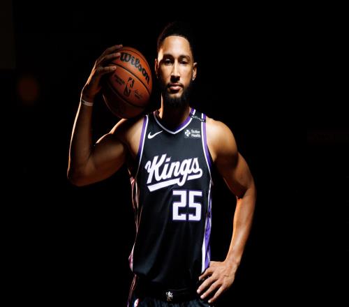 本西蒙斯回归NBA后首次开口：谈复出与国王队期待
