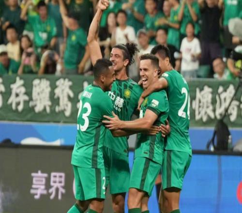 中超月度最佳大名单出炉！国安成赢家：两中场大将携手冲击MVP